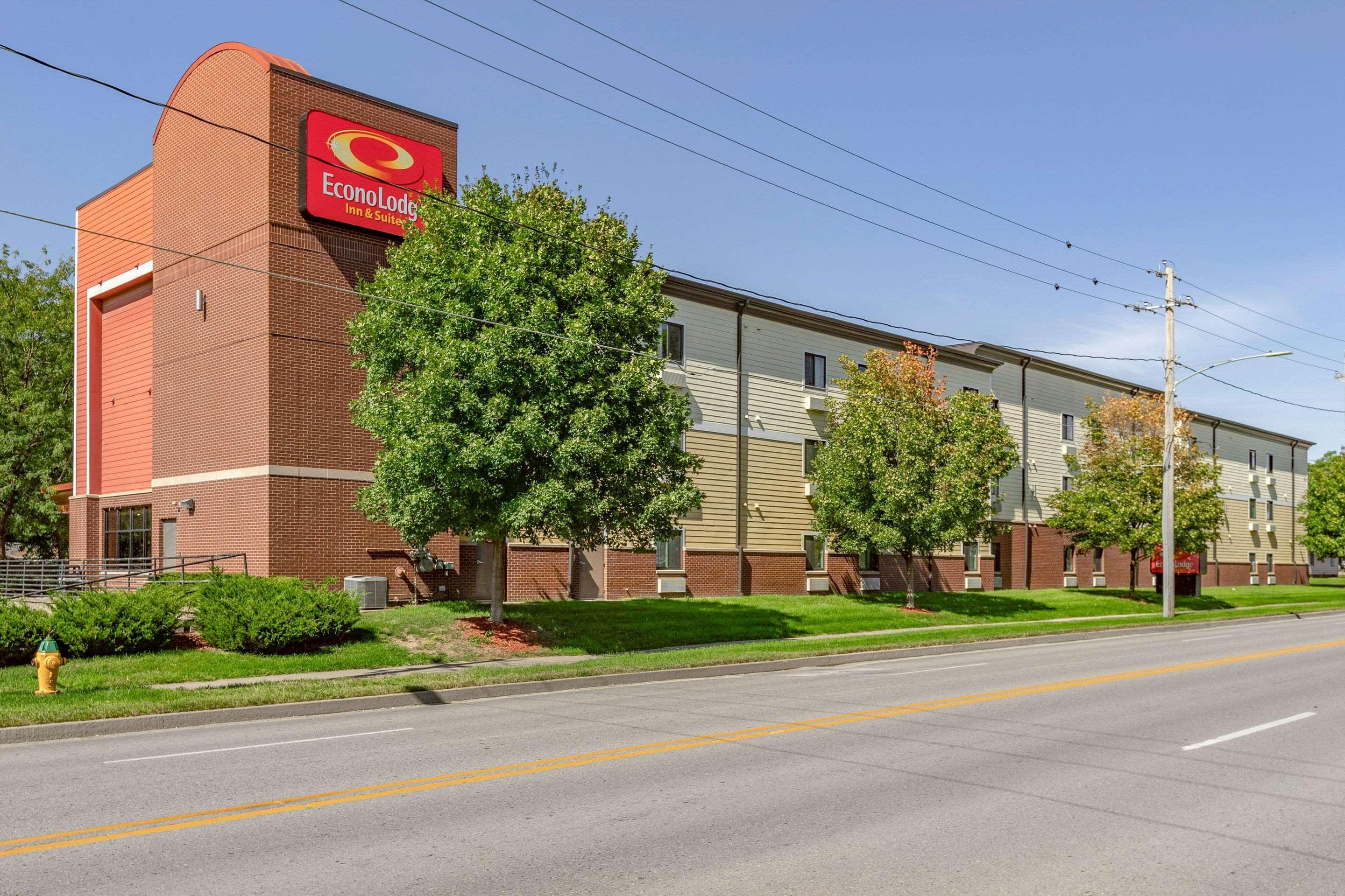 Econo Lodge Inn & Suites Fairgrounds Des Moines Exterior photo