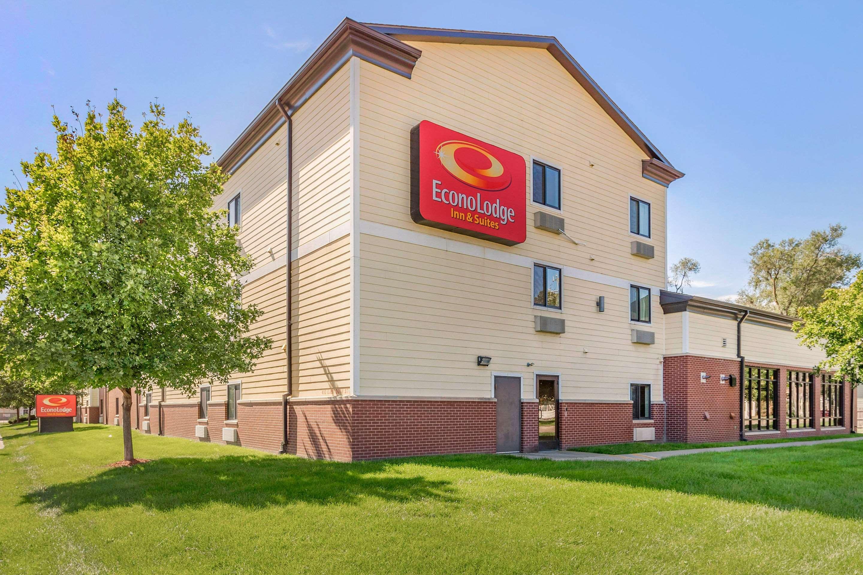 Econo Lodge Inn & Suites Fairgrounds Des Moines Exterior photo